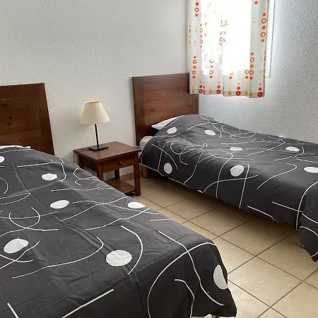 2 Apartment *